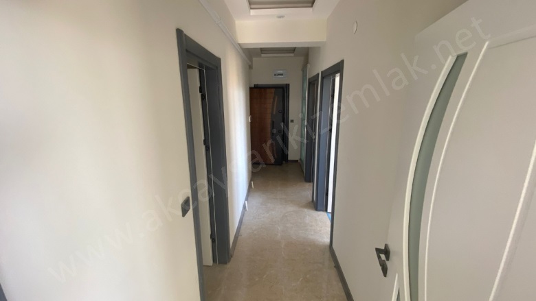 Kadıköy Mah. Edremit Satılık Daire |  2+1 Oda | 85M2 4.250.000Tl  Krediye Uygun  | 3. Kat | Doğalgaz(Kombi) | 1 Banyo | 2 Yatak Odası Resim-2