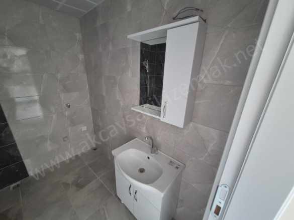 Edremit Diş Hastanesi Yakını Satılık Daire 1+1 Ön Cephe Darsofa Mah