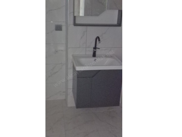 Kadıköy Mah. Edremit Satılık Daire |  1+1 Oda | 65M2 3.000.000Tl | 2. Kat | Doğalgaz(Kombi) | 1 Banyo | 1 Yatak Odası Resim-3