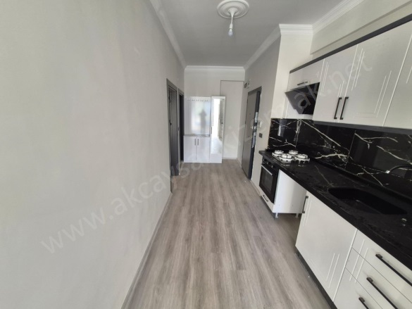 Kadıköy Mah. Edremit Satılık Daire |  1+1 Oda | 65M2 3.000.000Tl | 2. Kat | Doğalgaz(Kombi) | 1 Banyo | 1 Yatak Odası Resim-5