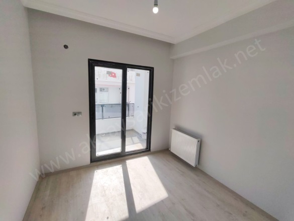 Tuzcumurat Mah. Edremit Satılık Daire |  2+1 Oda | 110M2 3.500.000Tl | 2. Kat | Doğalgaz(Kombi) | 1 Banyo | 1 Yatak Odası Resim-3