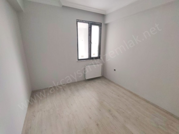 Tuzcumurat Mah. Edremit Satılık Daire |  2+1 Oda | 110M2 3.800.000Tl | 4. Kat | Doğalgaz(Kombi) | 1 Banyo | 1 Yatak Odası Resim-1