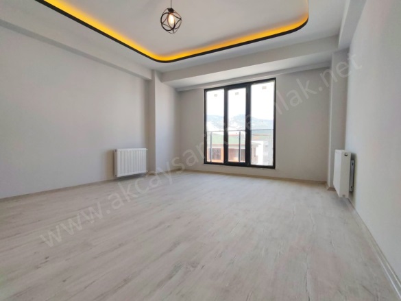Tuzcumurat Mah. Edremit Satılık Daire |  2+1 Oda | 110M2 3.800.000Tl | 4. Kat | Doğalgaz(Kombi) | 1 Banyo | 1 Yatak Odası Resim-2