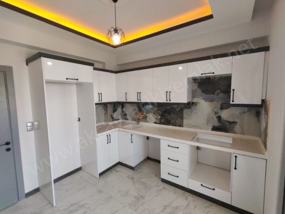 Tuzcumurat Mah. Edremit Satılık Daire |  2+1 Oda | 110M2 3.800.000Tl | 4. Kat | Doğalgaz(Kombi) | 1 Banyo | 1 Yatak Odası Resim-5