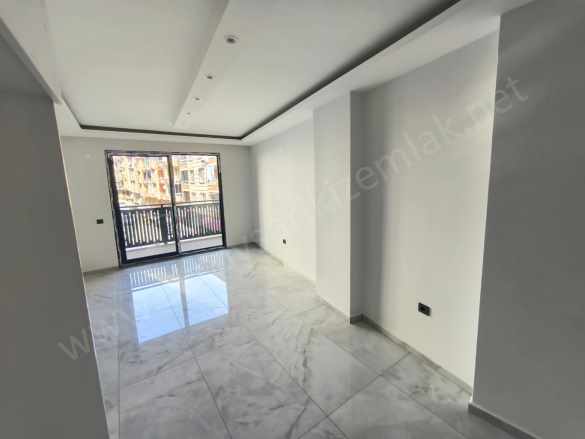 Sıfır 2+1 Tuzcumurat Mahallesinde Doğalgazlı Açık Mutfaklı Satılık Daire Edremit