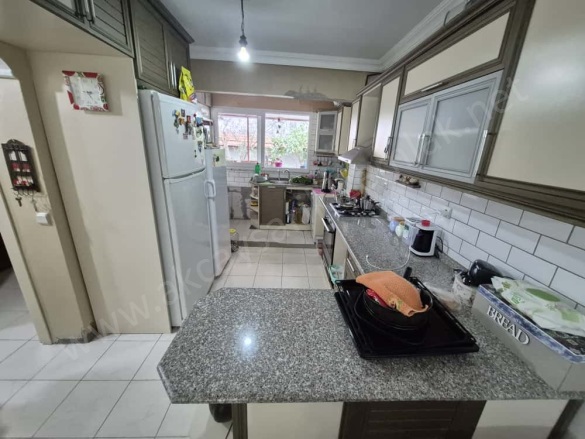 Tahtakuşlar Mah. Edremit Satılık Villa |  4+1 Oda | 170M2 6.500.000Tl  Krediye Uygun  Eşyalı  | Tripleks | Soba | 3 Banyo | 4 Yatak Odası Resim-2