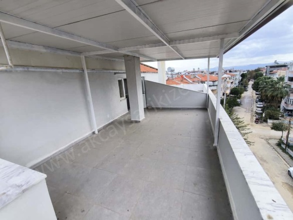 Akçay Mah. Edremit Satılık Daire |  3+1 Oda | 200M2 5.750.000Tl  Krediye Uygun  | Dubleks | Klima | 1 Banyo | 3 Yatak Odası Resim-2