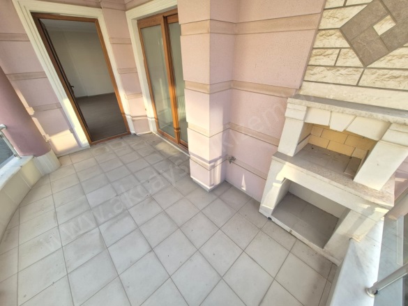 Akçay Mah. Edremit Satılık Daire |  3+1 Oda | 160M2 6.950.000Tl  Krediye Uygun  | 2. Kat | Doğalgaz(Kombi) | 2 Banyo | 3 Yatak Odası Resim-5