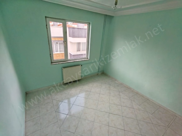 Hamidiye Mah. Edremit Kiralık Daire |  3+1 Oda | 145M2 Aylık 22.000Tl | 5. Kat | Merkezi Isınma | 1 Banyo | 1 Yatak Odası Resim-4