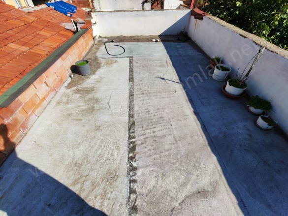 Hekimzade Mah. Edremit Satılık Müstakil Ev |  3+1 Oda | 100M2 1.750.000Tl | Soba | 1 Banyo | 1 Yatak Odası Resim-2