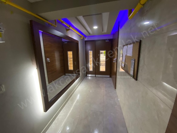 Cennetayağı Mah. Edremit Satılık Daire |  3+1 Oda | 165M2 7.000.000Tl | 2. Kat | Doğalgaz(Kombi) | 2 Banyo | 1 Yatak Odası Resim-2