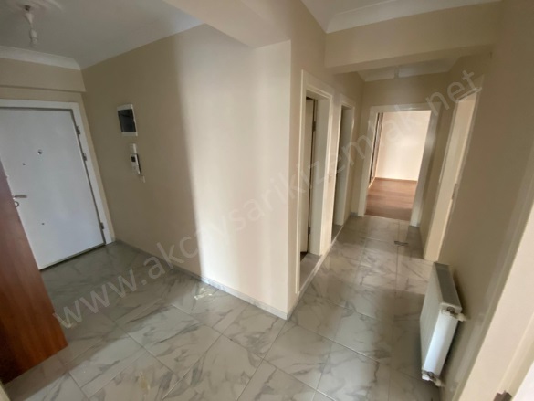 Cennetayağı Mah. Edremit Satılık Daire |  3+1 Oda | 165M2 7.000.000Tl | 2. Kat | Doğalgaz(Kombi) | 2 Banyo | 1 Yatak Odası Resim-5