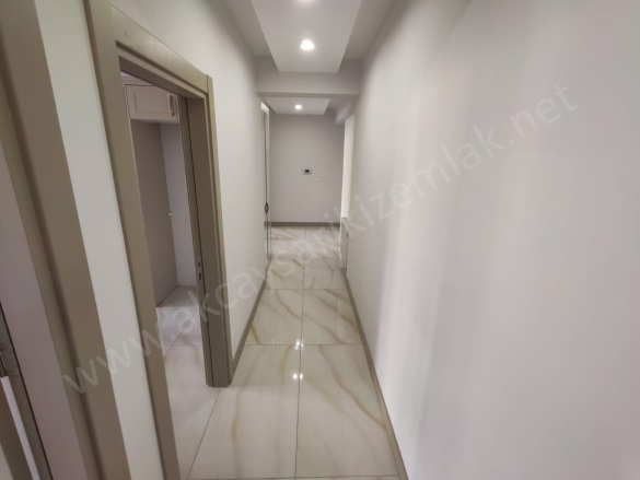 Soğanyemez Mah. Edremit Satılık Daire |  2+1 Oda | 115M2 5.150.000Tl | 4. Kat | Doğalgaz(Kombi) | 2 Banyo | 1 Yatak Odası Resim-1