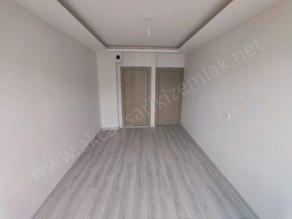 Soğanyemez Mah. Edremit Satılık Daire |  2+1 Oda | 115M2 5.150.000Tl | 4. Kat | Doğalgaz(Kombi) | 2 Banyo | 1 Yatak Odası Resim-5