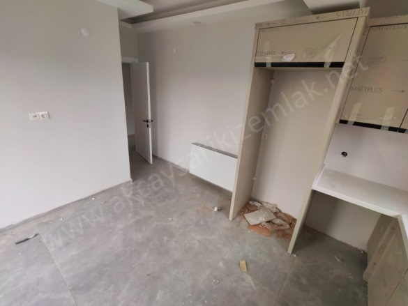 Tuzcumurat Mah. Edremit Satılık Daire |  2+1 Oda | 115M2 4.250.000Tl | 1. Kat | Doğalgaz(Kombi) | 2 Banyo | 1 Yatak Odası Resim-5