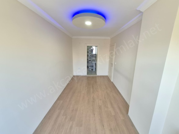 Altınkum Mah. Edremit Satılık Daire |  2+1 Oda | 80M2 4.650.000Tl  Krediye Uygun  | Doğalgaz(Kombi) | 1 Banyo | 2 Yatak Odası Resim-3