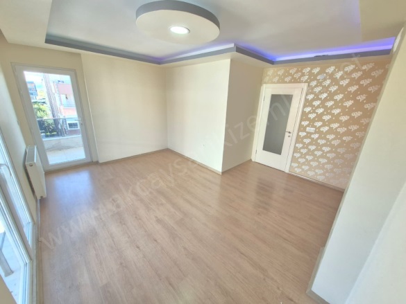 Altınkum Mah. Edremit Satılık Daire |  2+1 Oda | 80M2 4.650.000Tl  Krediye Uygun  | Doğalgaz(Kombi) | 1 Banyo | 2 Yatak Odası Resim-5