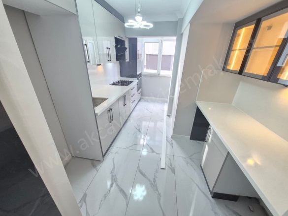 Akçay Mah. Edremit Satılık Daire |  2+1 Oda | 100M2 3.850.000Tl  Krediye Uygun  | Giriş Katı | Doğalgaz(Kombi) | 1 Banyo | 2 Yatak Odası Resim-2