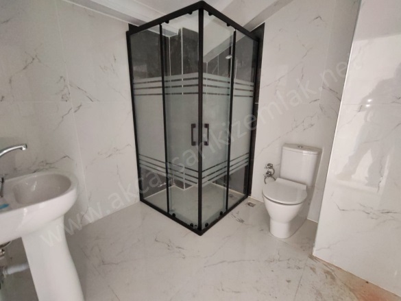Tuzcumurat Mah. Edremit Satılık Daire |  3+1 Oda | 150M2 4.500.000Tl | Dubleks | Doğalgaz(Kombi) | 2 Banyo | 1 Yatak Odası Resim-4