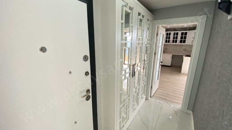 Altınkum Mah. Edremit Satılık Daire |  3+1 Oda | 150M2 5.250.000Tl  Krediye Uygun  | 3. Kat | Doğalgaz(Kombi) | 2 Banyo | 3 Yatak Odası Resim-4