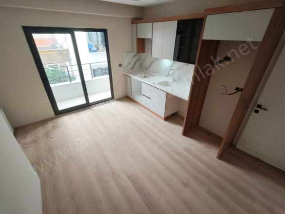 Edremit Turhanbey Mah Satılık Daire 1+1 Balkonlu