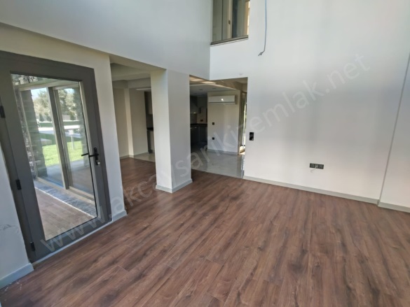 Çamlıbel Mah. Edremit Satılık Villa |  4+1 Oda | 220M2 17.500.000Tl | 4 Banyo | 2 Yatak Odası Resim-2