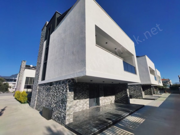 Çamlıbel Mah. Edremit Satılık Villa |  4+1 Oda | 220M2 17.500.000Tl | 4 Banyo | 2 Yatak Odası Resim-5