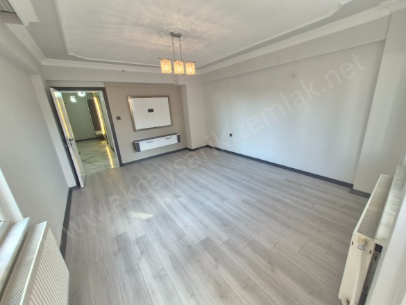 Akçay Mah. Edremit Satılık Daire |  2+1 Oda | 110M2 5.450.000Tl  Krediye Uygun  | 2. Kat | Doğalgaz(Kombi) | 1 Banyo | 2 Yatak Odası Resim-2