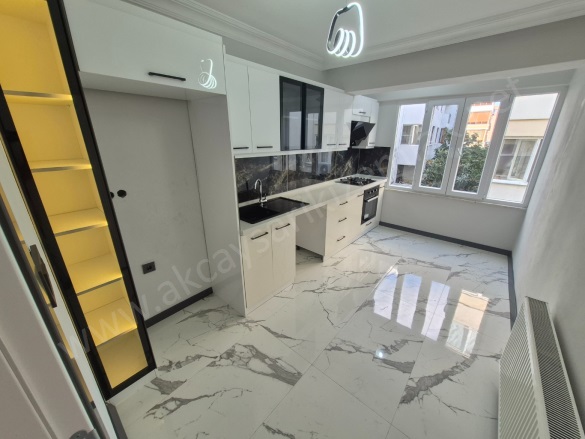 Akçay Mah. Edremit Satılık Daire |  2+1 Oda | 110M2 5.450.000Tl  Krediye Uygun  | 2. Kat | Doğalgaz(Kombi) | 1 Banyo | 2 Yatak Odası Resim-5