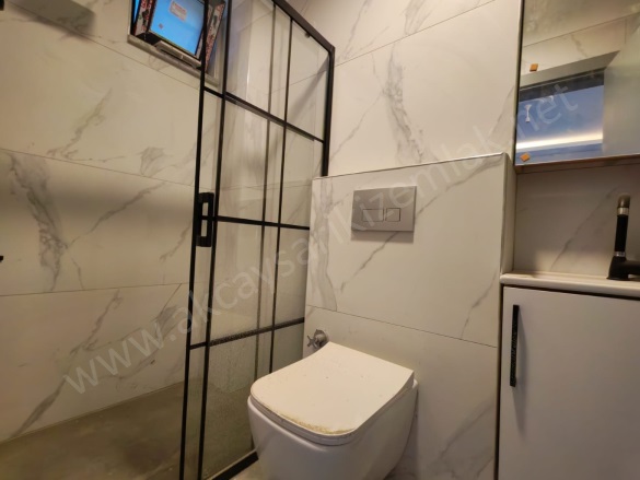 Altınkum Mah. Edremit Satılık Daire |  2+1 Oda | 110M2 4.950.000Tl | 1. Kat | Yerden Isıtma | 2 Banyo | 1 Yatak Odası Resim-3