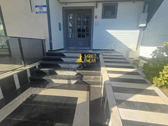 Altınkum Mah. Edremit Kiralık Daire |  1+1 Oda | 70M2 Aylık 25.000Tl Eşyalı  | 2. Kat | Doğalgaz(Kombi) | 1 Banyo | 1 Yatak Odası Resim-3