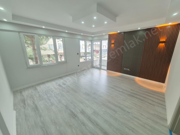 Altınkum Mah. Edremit Satılık Daire |  2+1 Oda | 85M2 4.850.000Tl  Krediye Uygun  | 2. Kat | Kat Kaloriferi | 1 Banyo | 2 Yatak Odası Resim-1