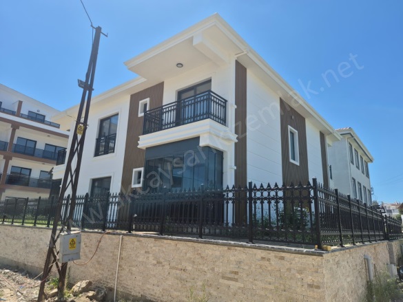 Akçay Mah. Edremit Satılık Daire |  1+1 Oda | 65M2 6.500.000Tl  Krediye Uygun  | Bahçe Katı | Doğalgaz(Kombi) | 1 Banyo Resim-3