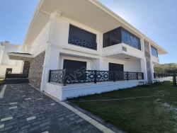 Edremit Güre Mah. Satılık Daire 4+1 150 M2 | Villa | Kat Kaloriferi | 2 Banyo | 4 Yatak Odası