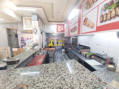 Sarıkızdan Satılık İşyeri Akçayın Tam Merkezinde Dükkan Edremit Akçay Mah