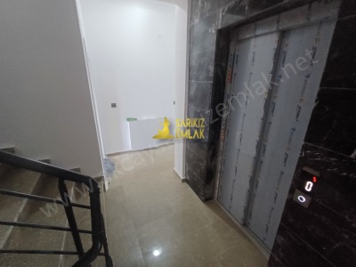 Sarıkızdan Satılık Daire Lüx Tasarım Sıfır Yapı 1+1 Edremit Altınkum Mah