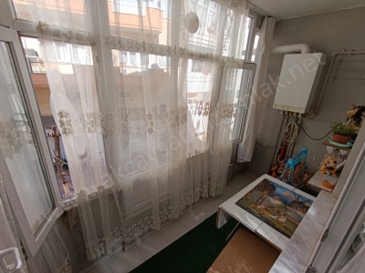 Çanakkale Barbaros Mah Arakat Ayrı Mutfaklı Satılık Daire 2+1 Merkez