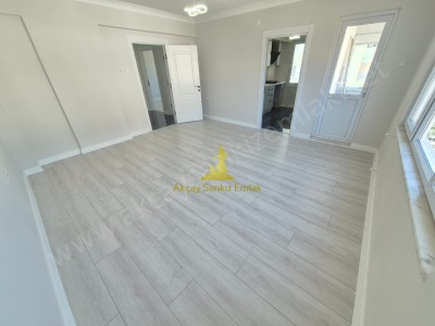 Edremit İkizçayda Satılık Daire Arakat Konforlu 2+1 Akçay Mah