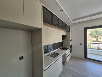 Edremit Güre Köy 2+1 Satılık Daire Giriş Bahçeli Lüx Mah