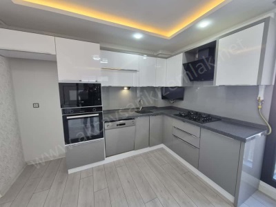 !!! Altınkum Merkezde Satılık Daire 1+1 – 75 M² Modern Ve Hazır Edremit Mah