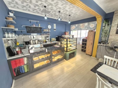 Akçay Cuma Pazarında Devren Dükkan Kiralık Kafe Şuanda Faal Durumda Edremit Mah