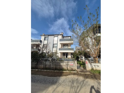 Akçay Da Satılık Villa Tripleks 3+1 120 Metrekare Edremit Mah