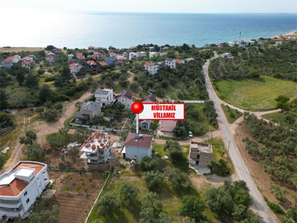 Tavaklı İskelesi Mah-Tavaklı . Ezine Satılık Villa |  3+1 Oda | 288M2 10.250.000Tl  Krediye Uygun  Eşyalı  | Villa Ve Müstakil | 2 Banyo | 3 Yatak Odası Resim-1