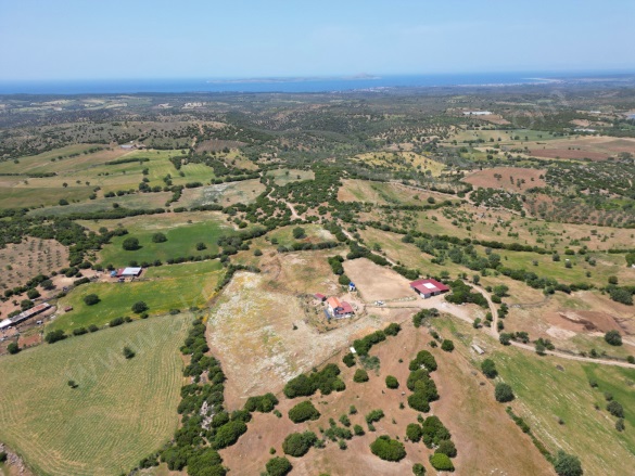 Kemallı Köyü Ezine Satılık Çiftlik |  12350M2 12.700.000Tl Resim-5