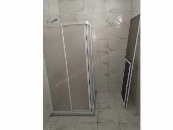 Ezinede Hastaneye Yakın Kiralık Müstakil Ev 1+1 Camikebir Mah