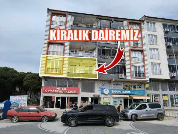 Ezine Millet Bahçesi Yanında Kiralık Daire 2+1 Ebeveyn Banyolu Cumhuriyet Mah