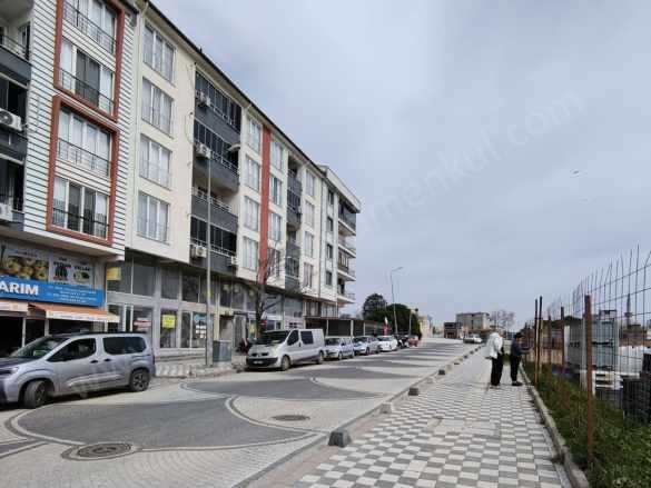 Ezine Millet Bahçesi Yanında Kiralık Daire 2+1 Ebeveyn Banyolu Cumhuriyet Mah