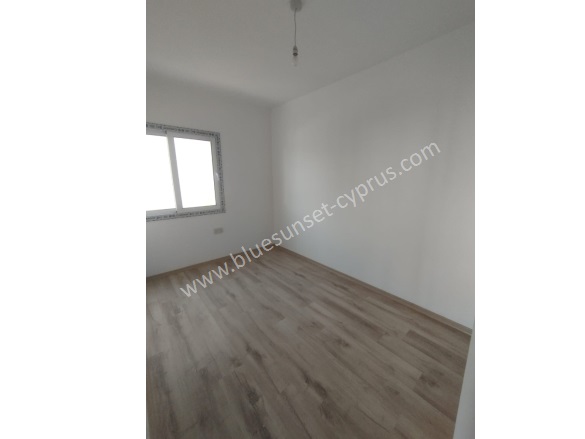 Karakol Gazimağusa Satılık Daire |  2+1 Oda | 80M2 1£ | 1. Kat | 1 Banyo | 2 Yatak Odası Resim-4