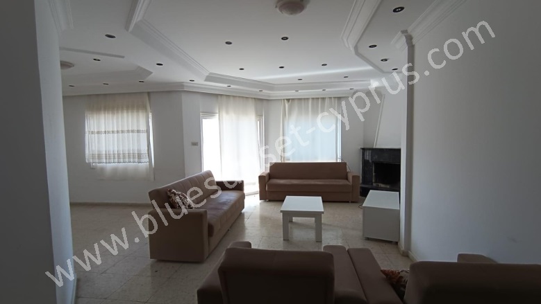 Karakol Gazimağusa Satılık Daire |  3+1 Oda | 140M2 89.950£  Krediye Uygun  Eşyalı  | 1. Kat | 1 Banyo | 3 Yatak Odası Resim-4