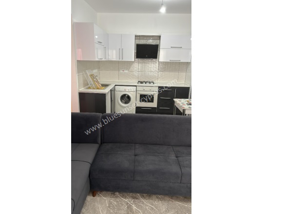 Merkez Gazimağusa Kiralık Daire |  2+1 Oda | 70M2 Yıllık 450£ Eşyalı  | 3. Kat | 1 Banyo | 2 Yatak Odası Resim-2